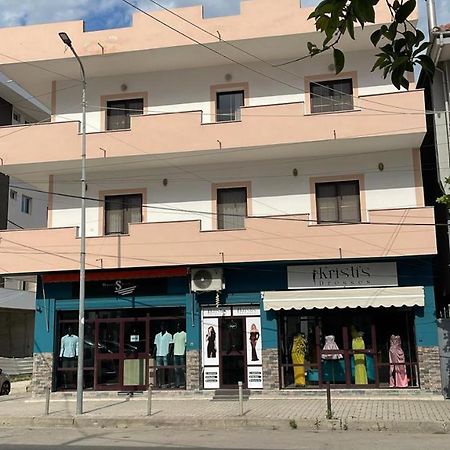 Appartamento privato. Durrës Esterno foto