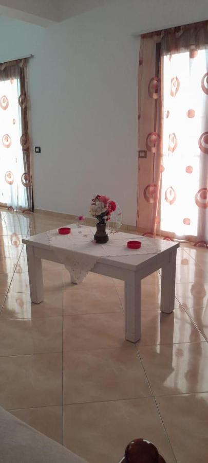 Appartamento privato. Durrës Esterno foto